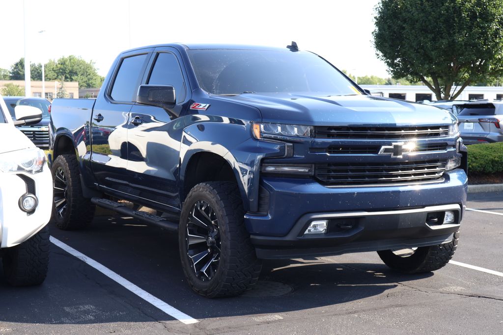 Thumbnail: 2020 Chevrolet Silverado 1500 - 3