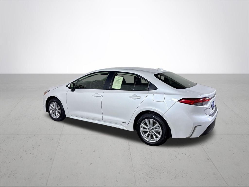 2024 Toyota Corolla Hybrid LE