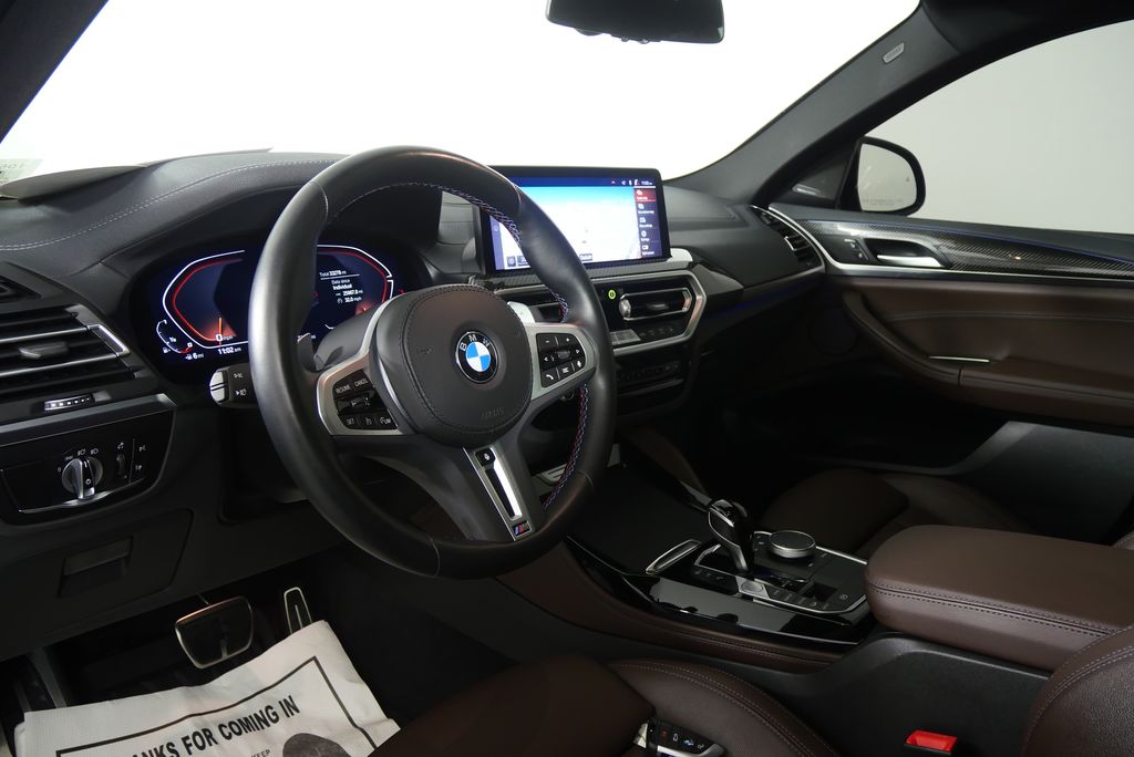 Thumbnail: 2024 BMW X4 - 15