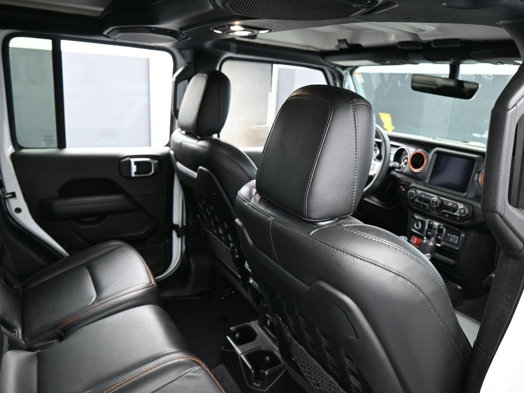 Used 2022 Bright White Clearcoat Jeep Mojave image 45