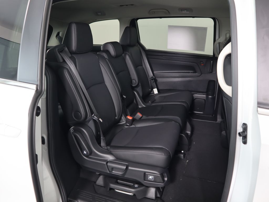 Thumbnail: 2026 Honda Odyssey - 22