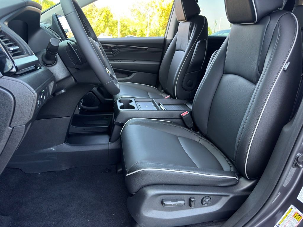 2026 Honda Odyssey Touring Gray at Community Honda