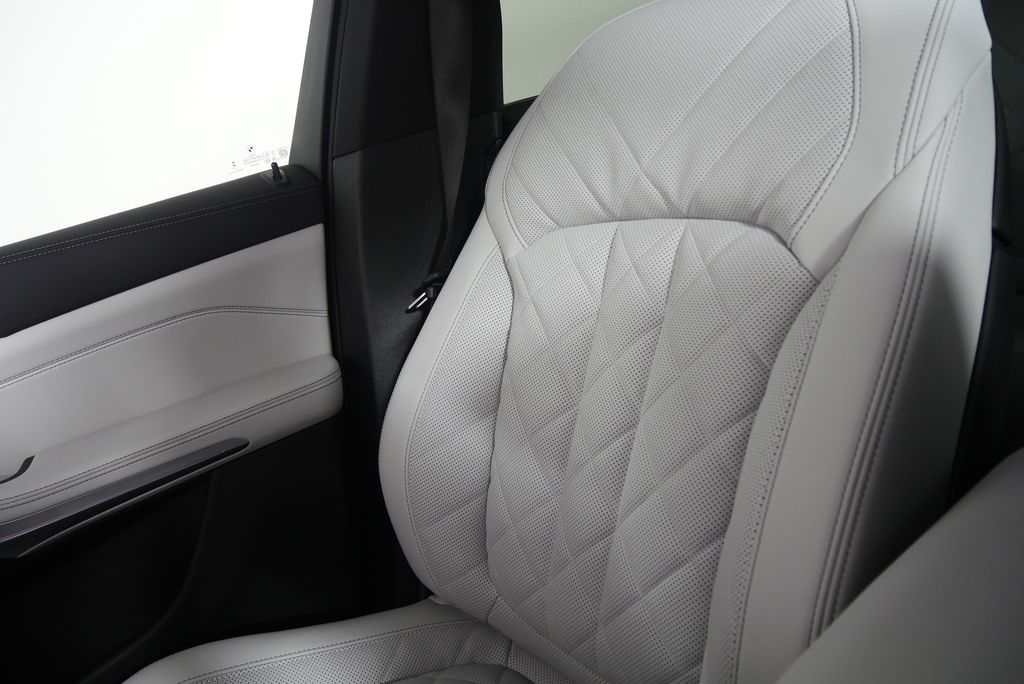 Thumbnail: 2026 BMW X5 - 24