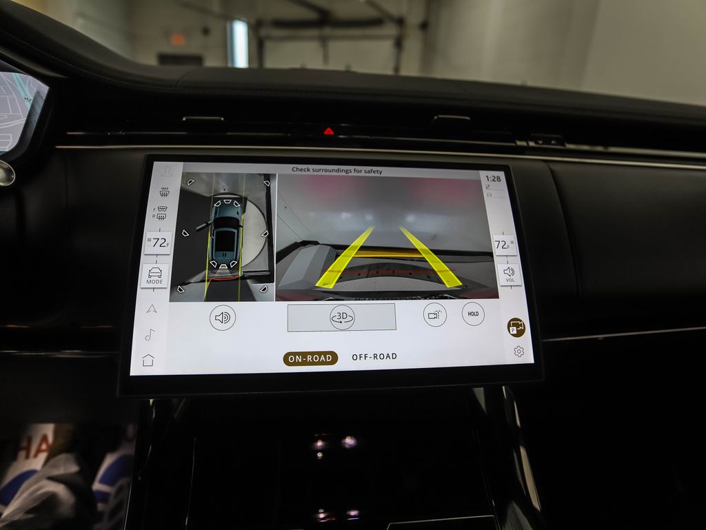 Thumbnail: 2024 Land Rover Range Rover Sport - 18