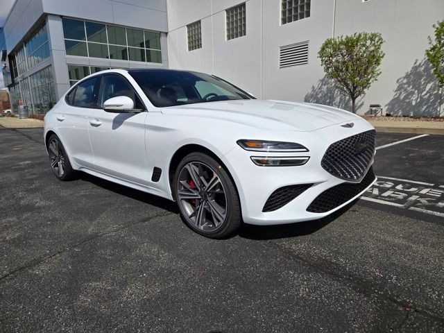 2025 Genesis G70  9