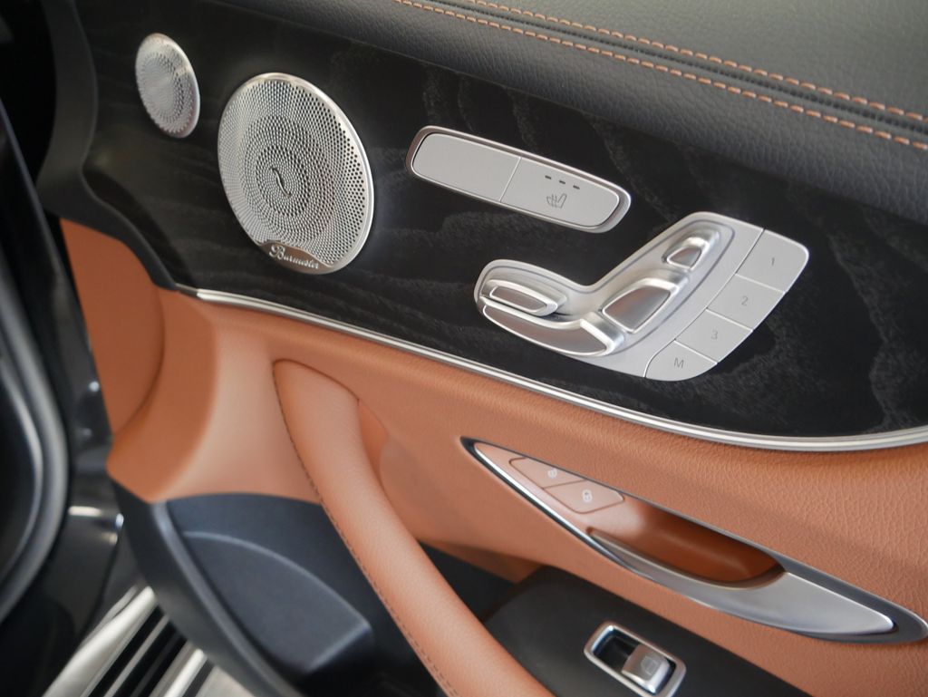 Thumbnail: 2023 Mercedes-Benz E-Class - 25