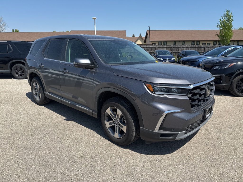 2025 Honda Pilot EX-L AWD's photo