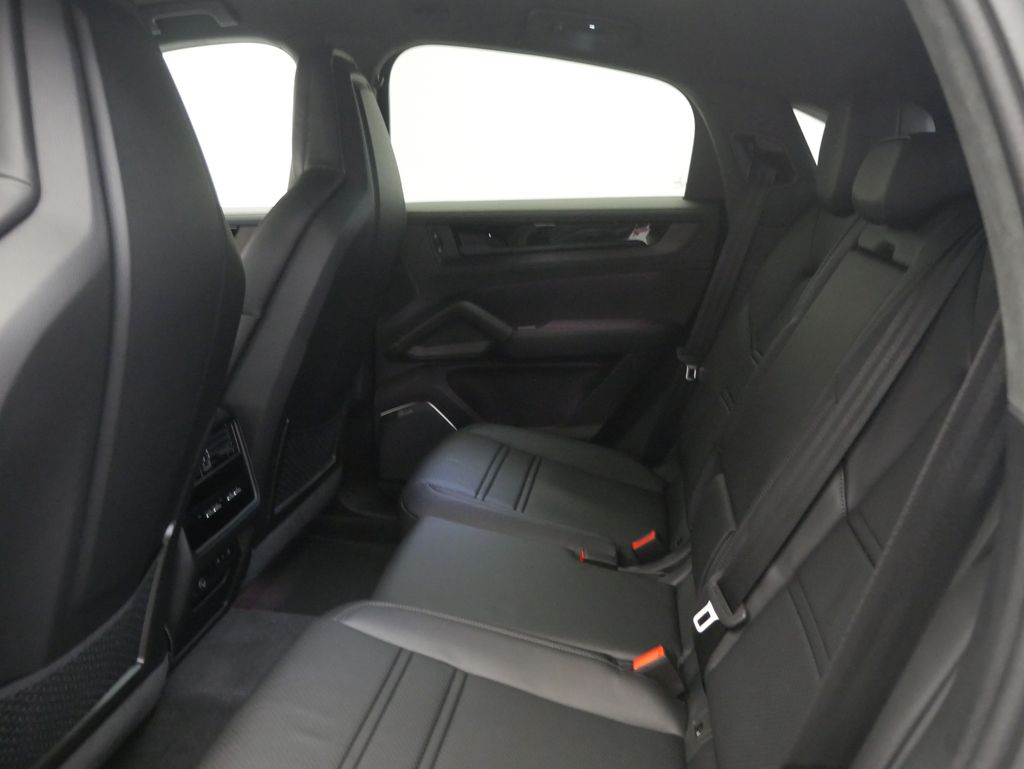 Thumbnail: 2026 Porsche  - 23