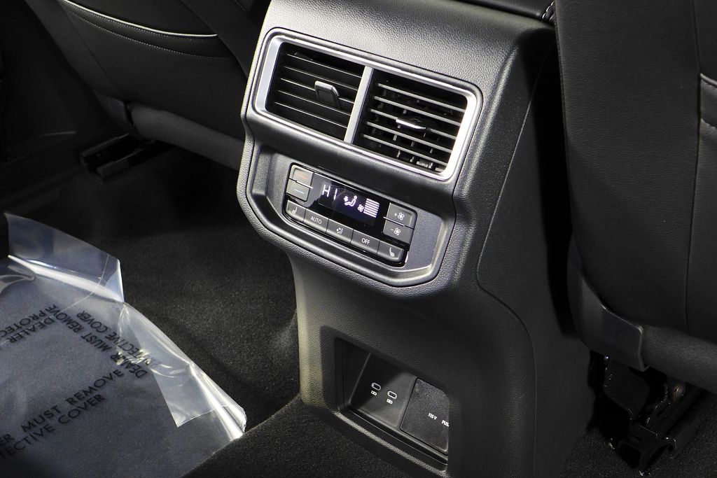 Thumbnail: 2025 Volkswagen Atlas - 13