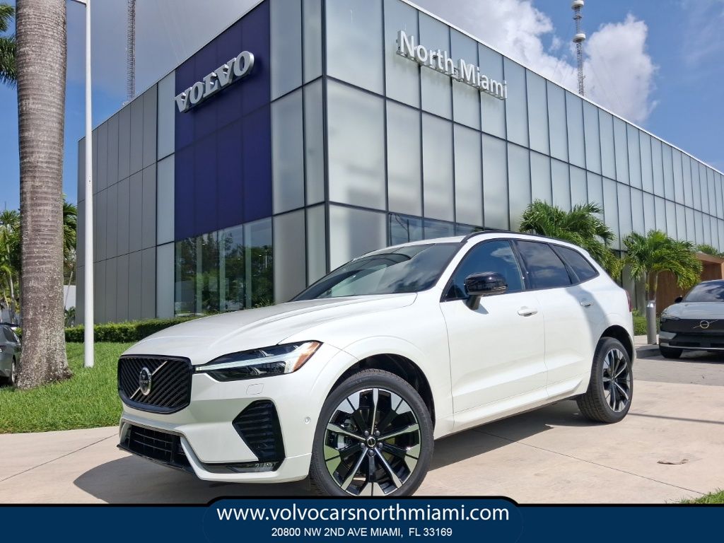 2026 Volvo XC60 Plus