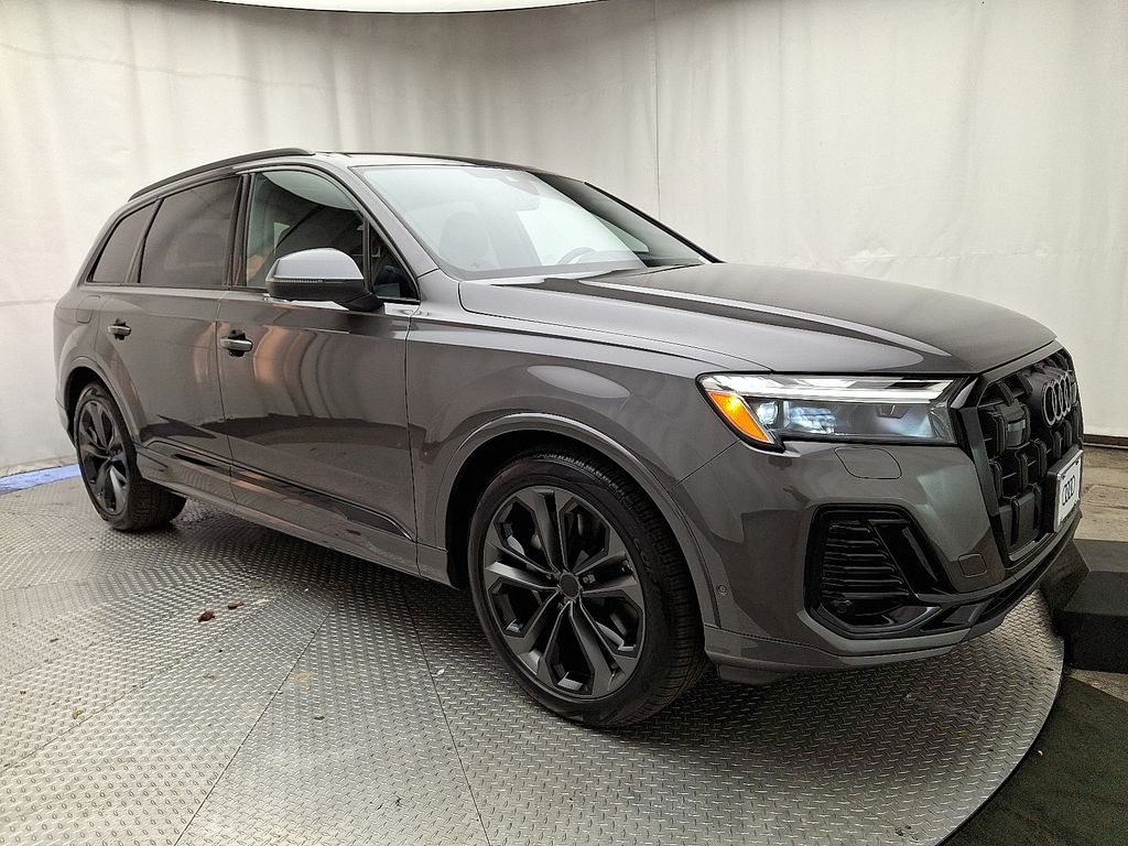 Thumbnail: 2026 Audi Q7 - 2