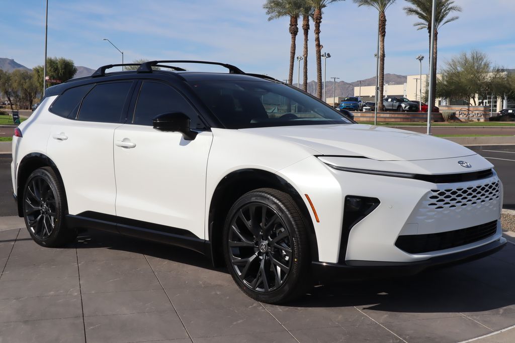 Thumbnail: 2026 Toyota Crown Signia - 3