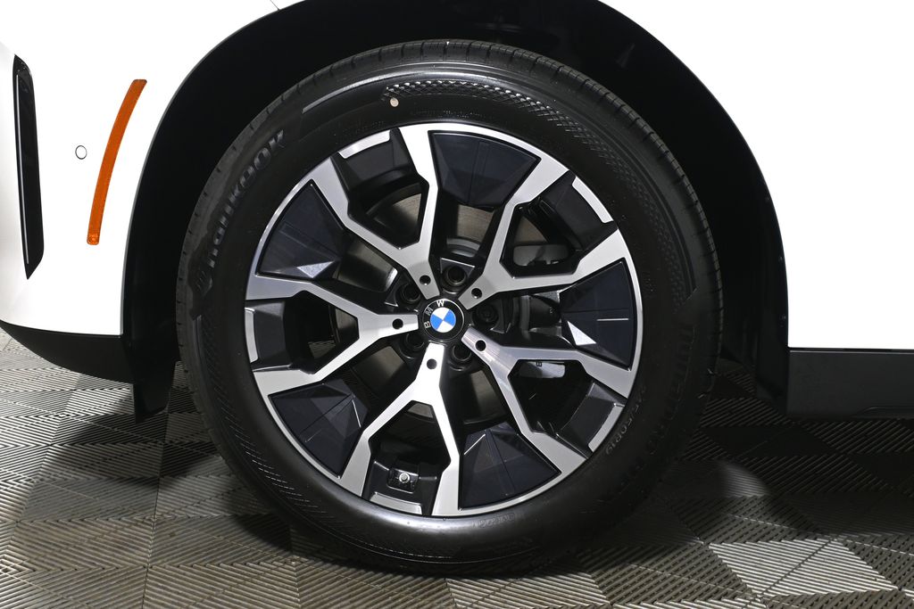 Thumbnail: 2026 BMW X3 - 12