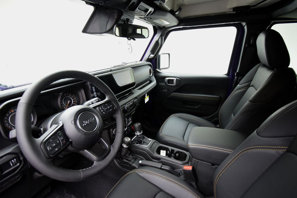 new 2026 Jeep Gladiator car, priced at $54,005