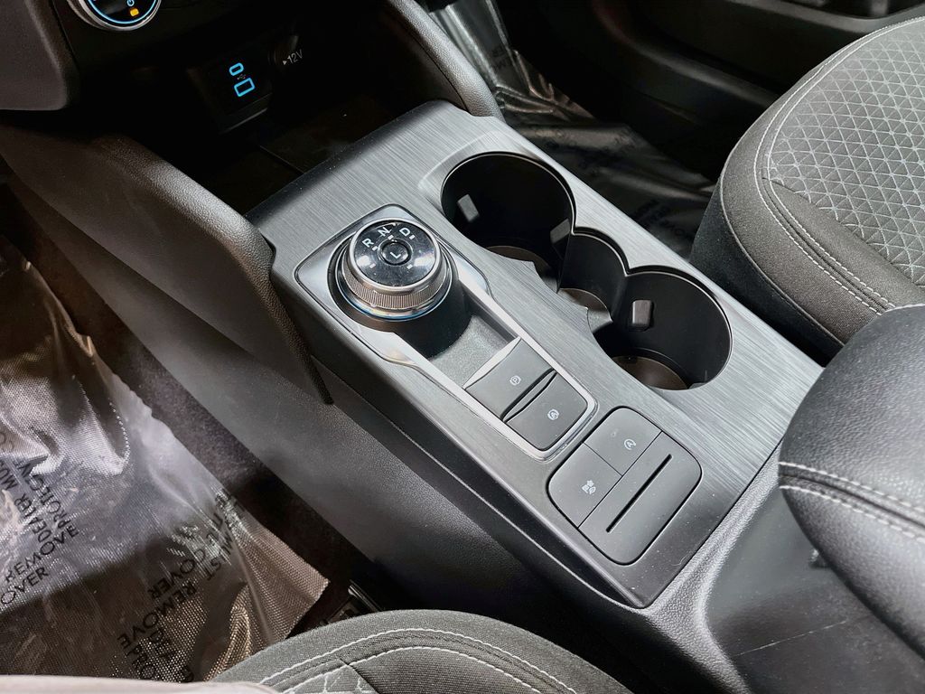 Used 2023 Vapor Blue Ford Active image 16