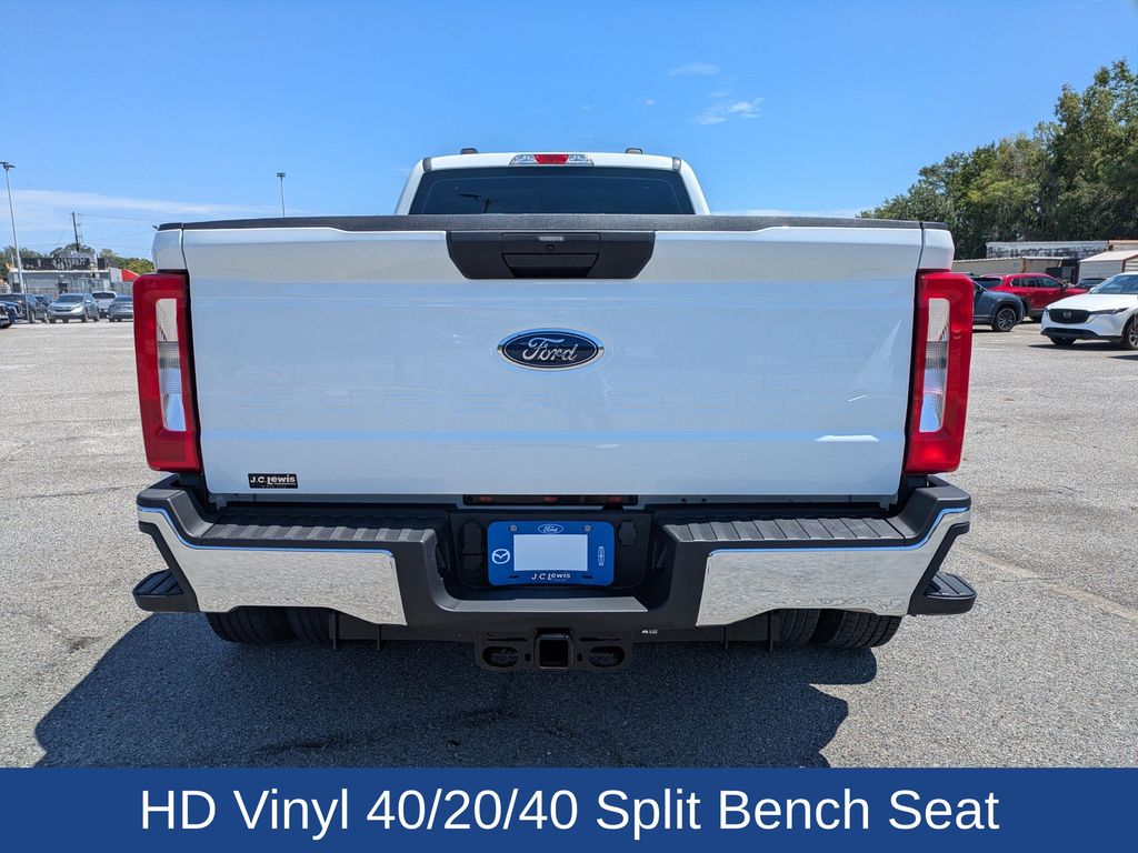 2025 Ford F-350 Super Duty XL