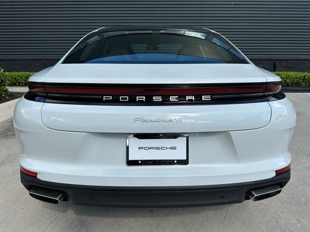 Thumbnail: 2026 Porsche Panamera - 12