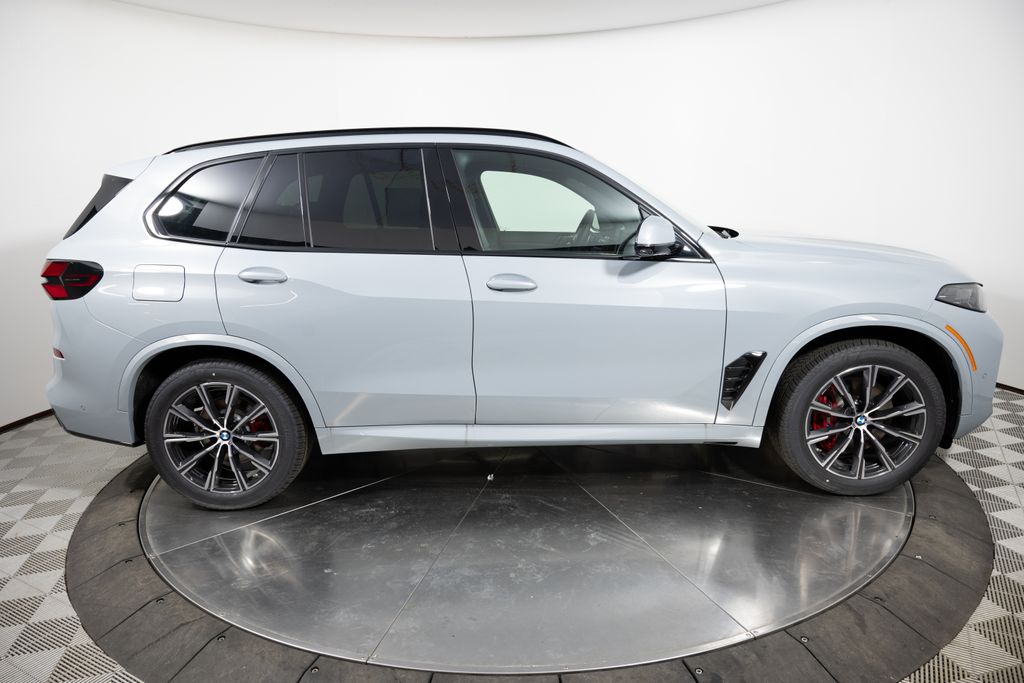 Thumbnail: 2026 BMW X5 - 6