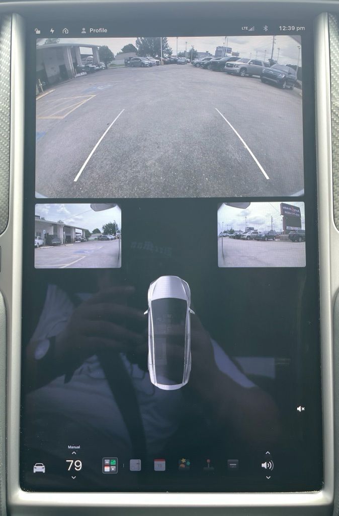 2018 Tesla Model X 75D Silver at Autostrade