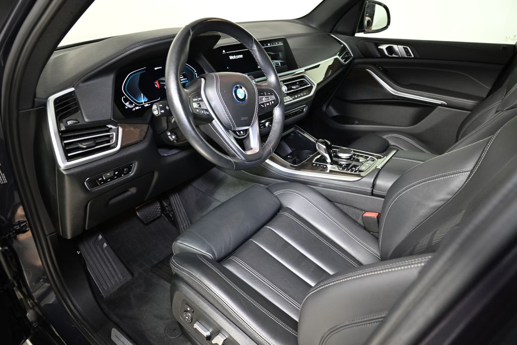 Thumbnail: 2022 BMW X5 - 15