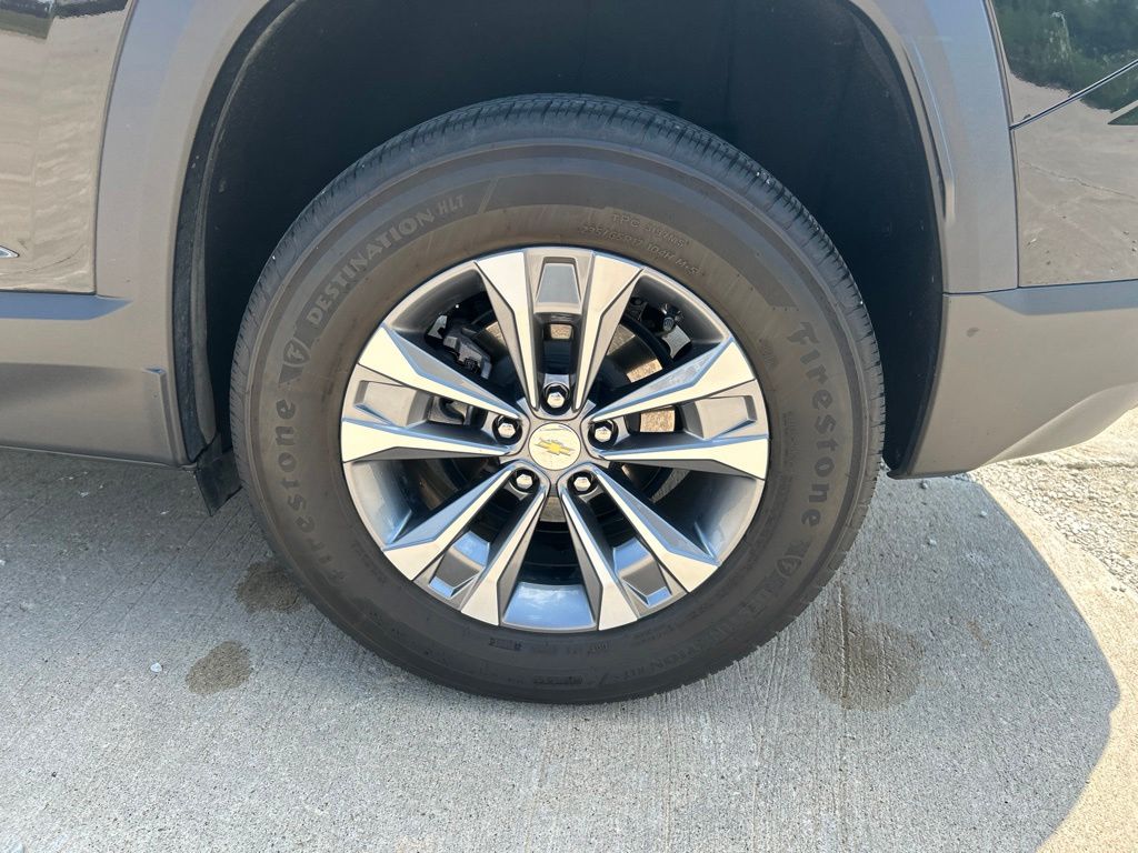 Used 2025 Chevrolet Equinox SUV