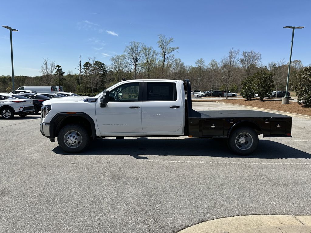 new 2025 GMC Sierra 3500HD car, priced at $52,118