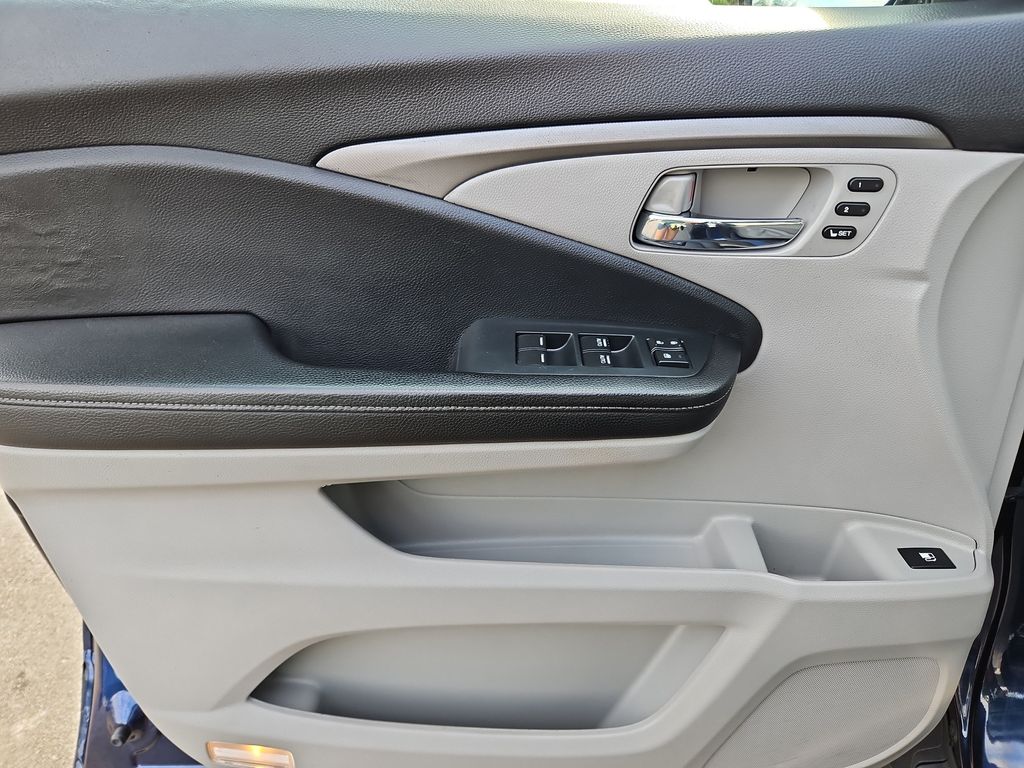 2023 Honda Ridgeline RTL-E Blue at Jones Ford