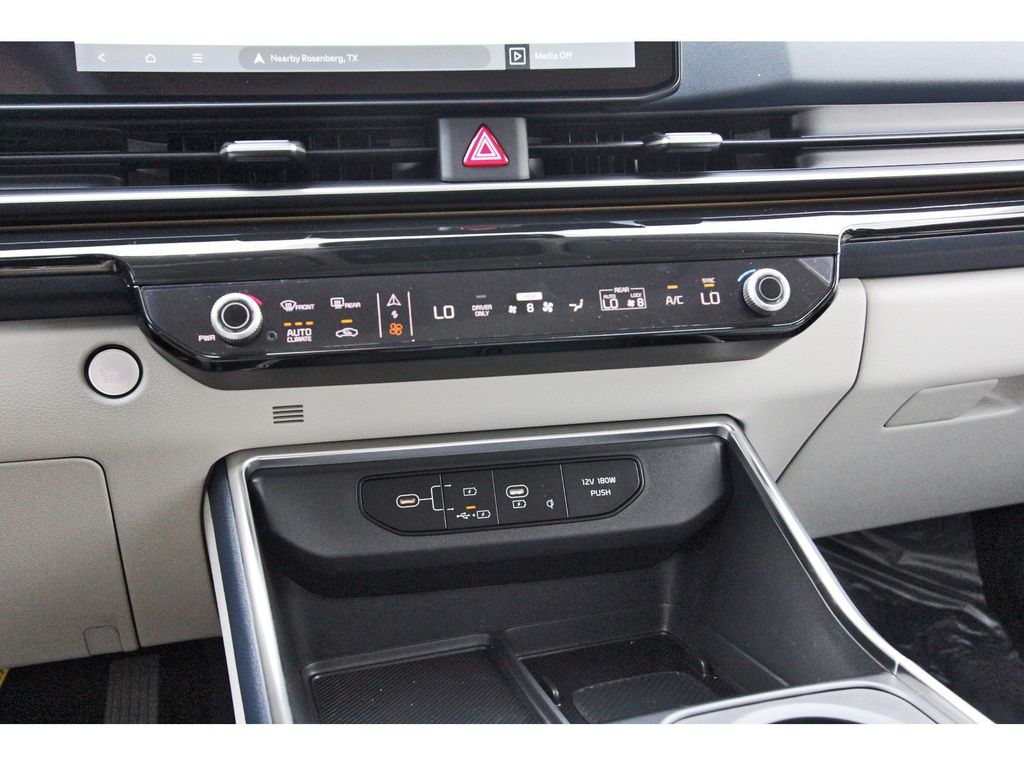 2027 Kia Carnival Hybrid SX Prestige  at Shottenkirk Kia Fort Bend