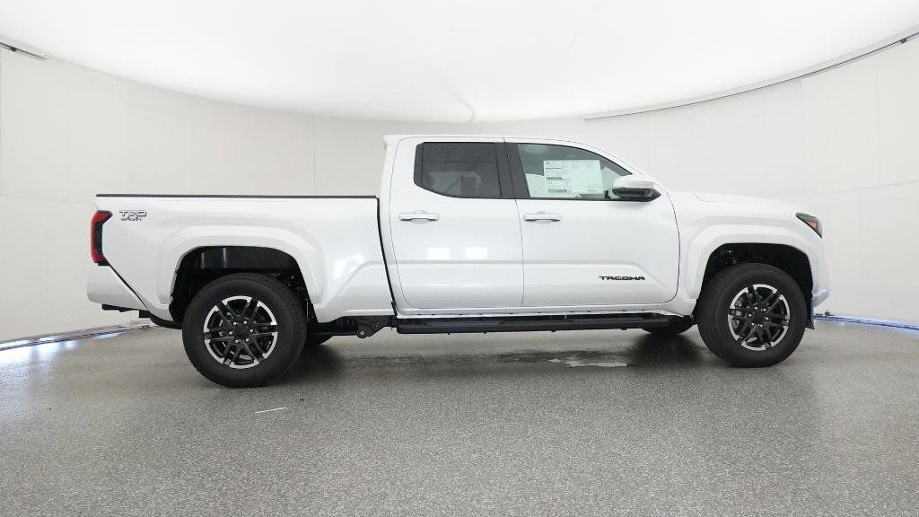 Thumbnail: 2025 Toyota Tacoma - 17