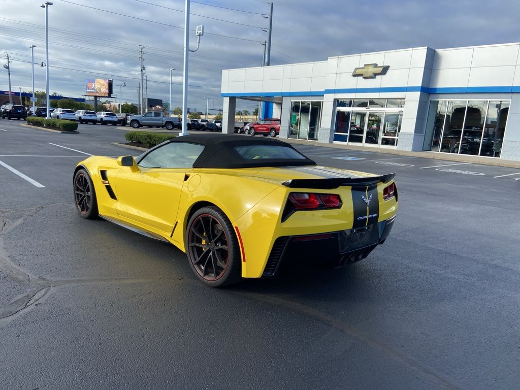 Thumbnail: 2017 Chevrolet Corvette - 3