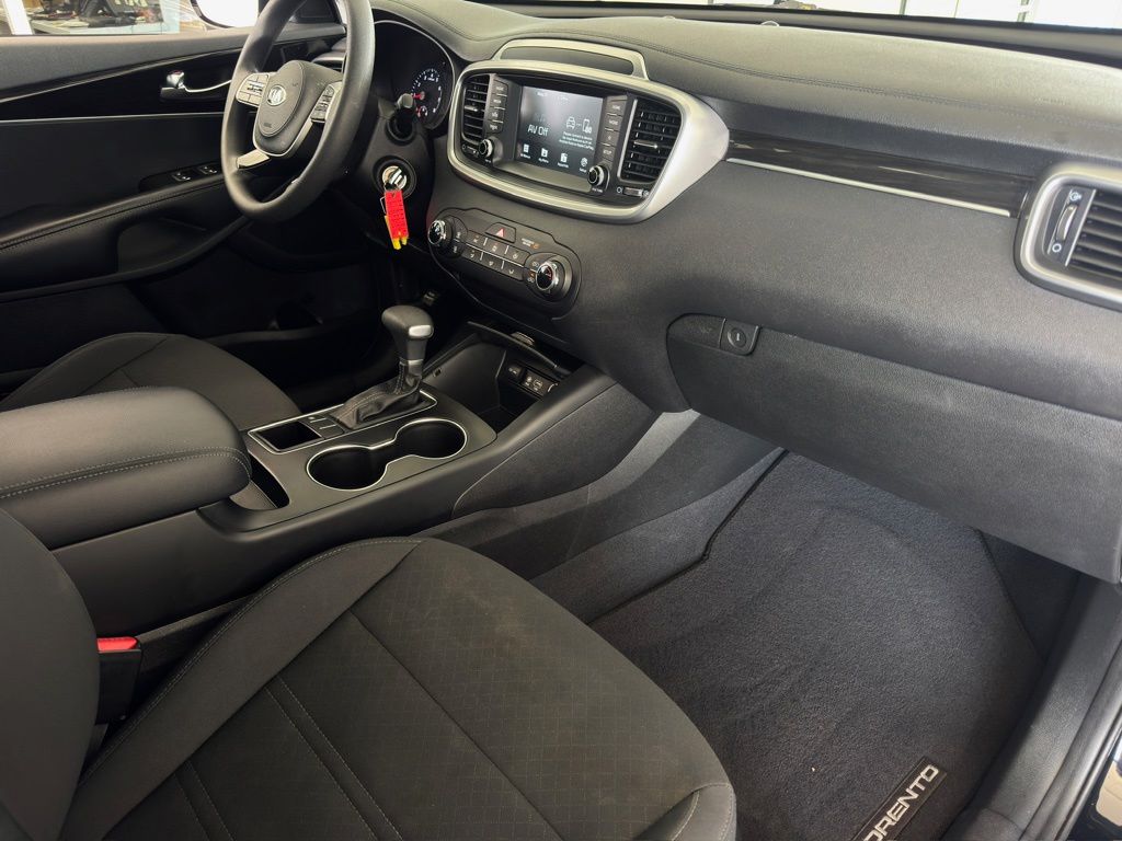 2020 Kia Sorento LX Black at AutoSavvy Houston Southwest