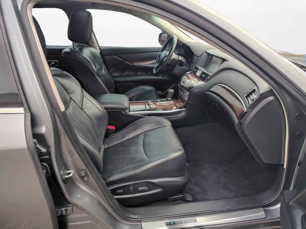 Used Car 2016 Infiniti Q70l  5.6 For Sale Under $15,000 In Austin, Texas