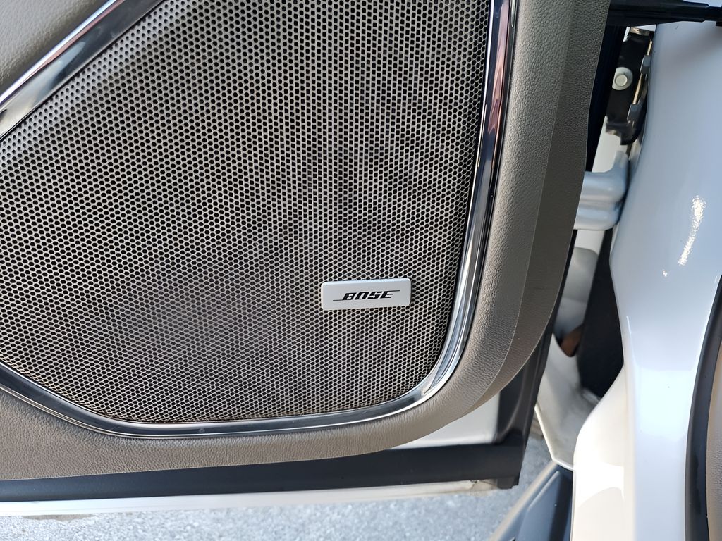 Used Car 2016 Chevrolet Suburban  Lt For Sale Under $25,000 In Austin, Texas