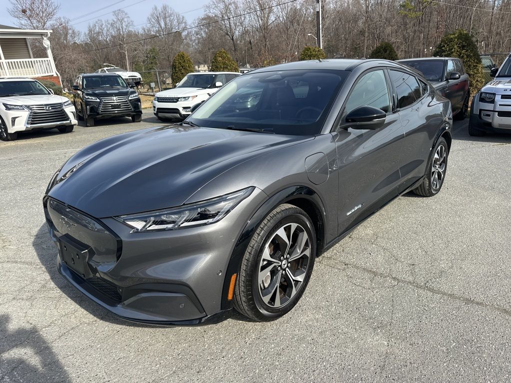 2023 Ford Mustang Mach-E Premium's photo