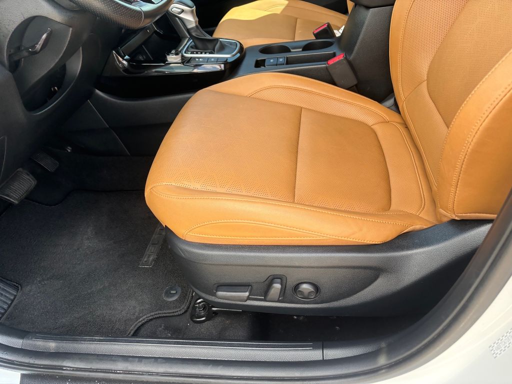 Used Car 2024 Kia Seltos  Sx For Sale Under $30,000 In Austin, Texas