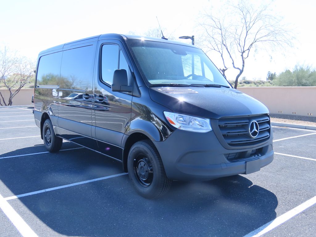 2024 Mercedes-Benz Sprinter 2500 3