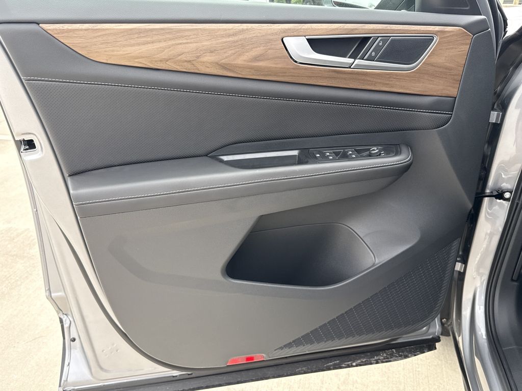 2026 Volkswagen Atlas 2.0T SE Silver at DeMontrond Auto Country