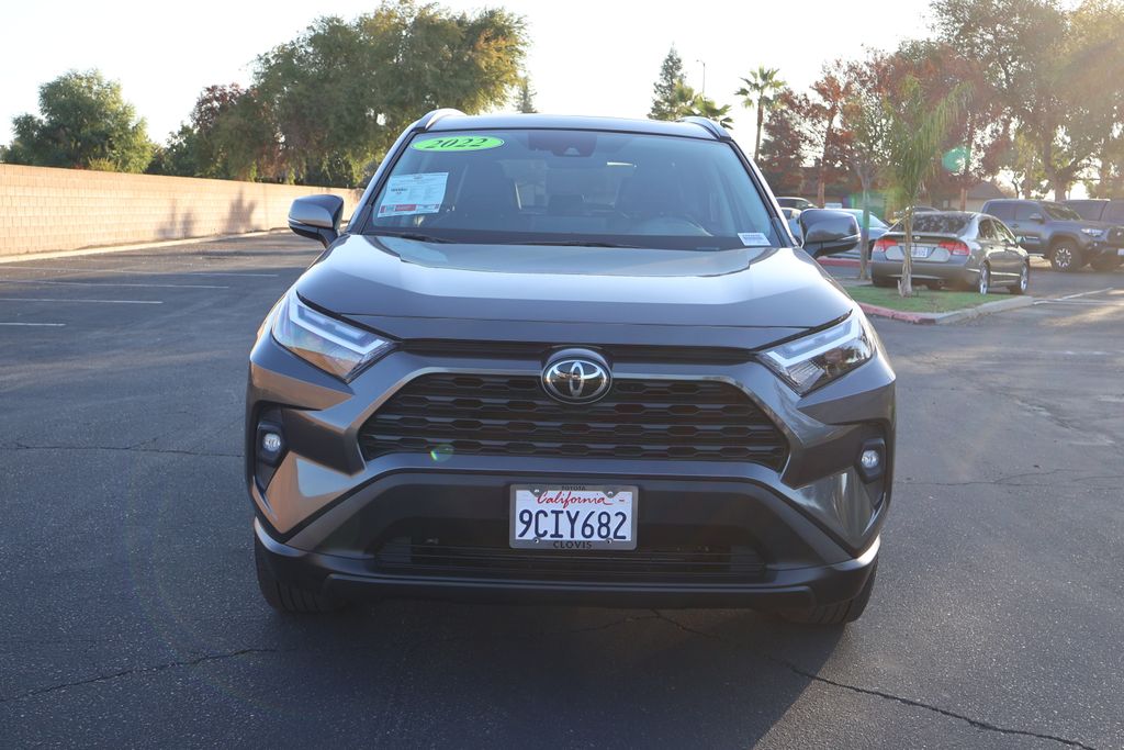 2022 Toyota RAV4 XLE Premium 2