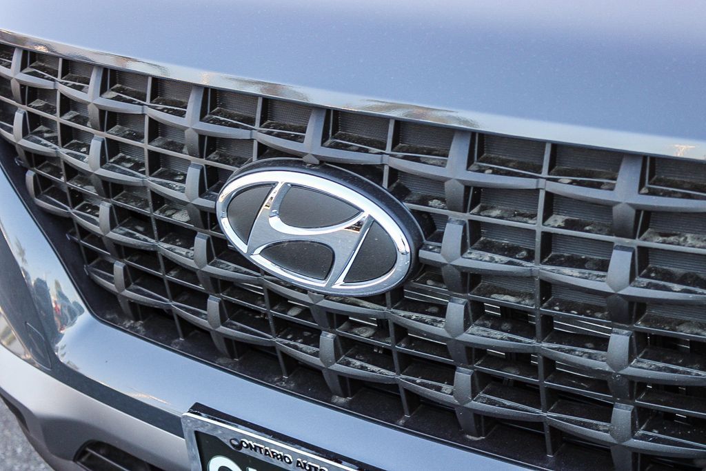 New 2026 Gray Hyundai SE image 6
