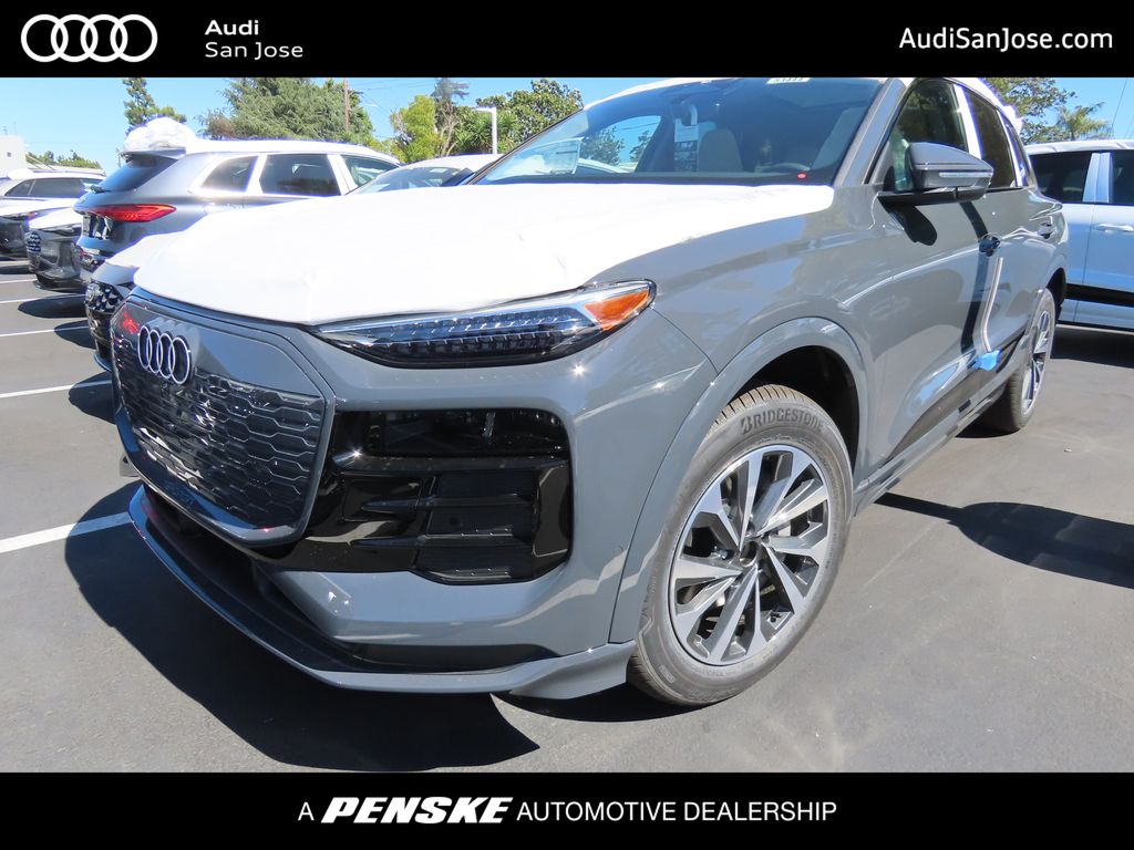 Thumbnail: 2025 Audi Q6 e-tron - 1