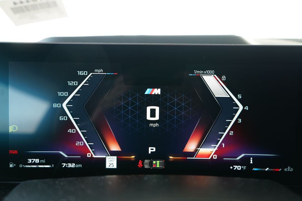 Thumbnail: 2025 BMW X7 - 17