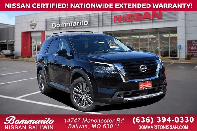 2025 Nissan Pathfinder SL 4WD