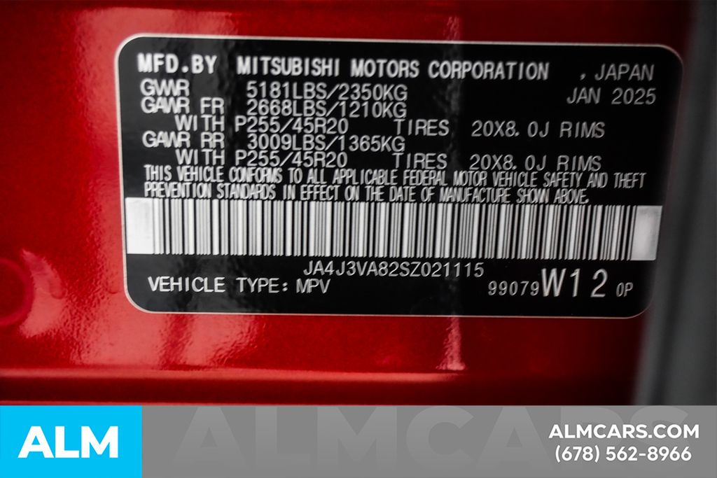 Used 2025 Red Mitsubishi SE image 59