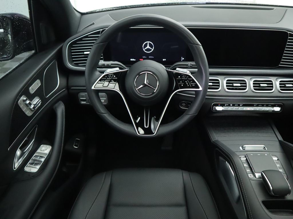 Thumbnail: 2025 Mercedes-Benz GLE - 10