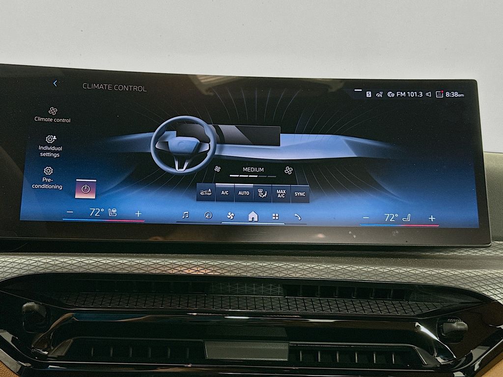 Thumbnail: 2026 BMW 3 Series - 14