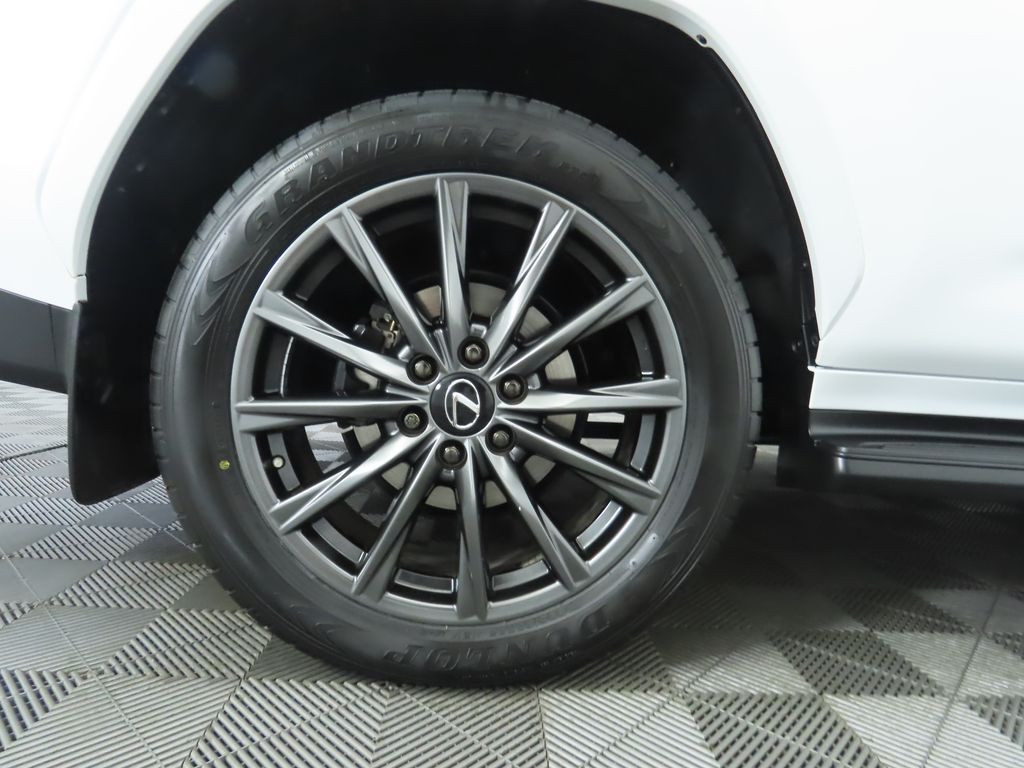 Thumbnail: 2023 Lexus LX - 32