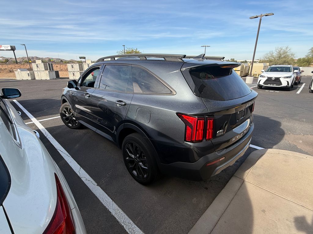 Thumbnail: 2022 Kia Sorento - 2