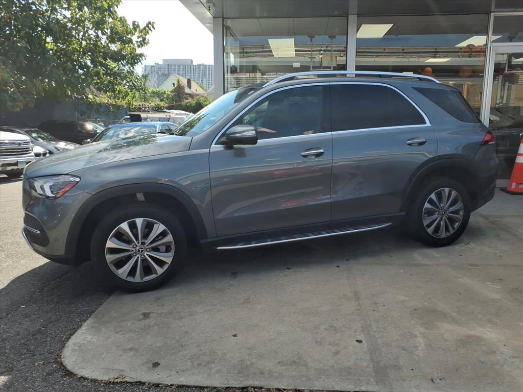 2022 Mercedes Benz GLE 350 4MATIC photo 3