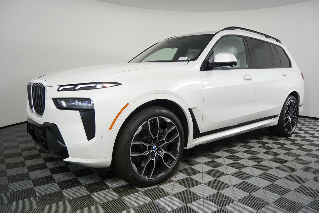 Thumbnail: 2026 BMW X7 - 8