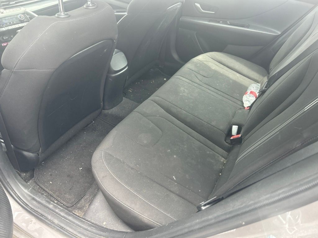 Used 2023 Silver Hyundai SEL image 6